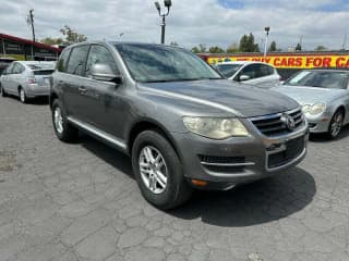 Volkswagen 2009 Touareg 2