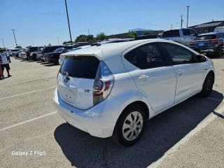 Toyota 2013 Prius c