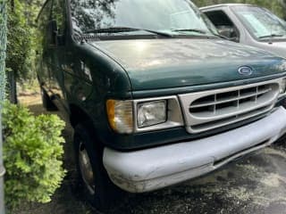 Ford 2000 E-250