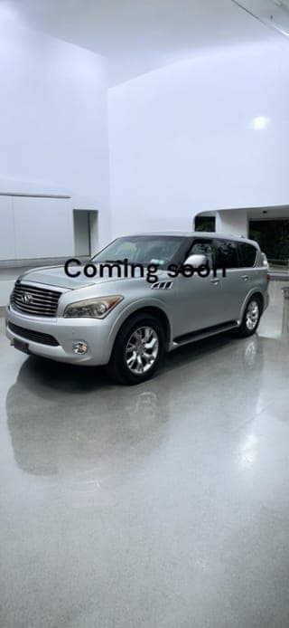 Infiniti 2011 QX56