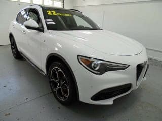 Alfa Romeo 2022 Stelvio