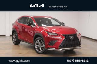 Lexus 2021 NX 300