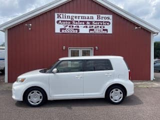 Scion 2014 xB