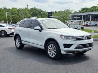 Volkswagen 2015 Touareg