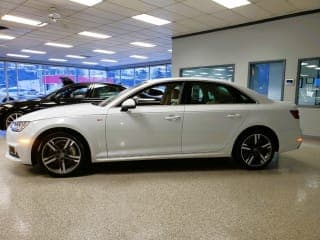 Audi 2017 A4