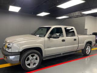 Chevrolet 2004 Silverado 2500