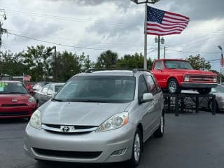 Toyota 2010 Sienna