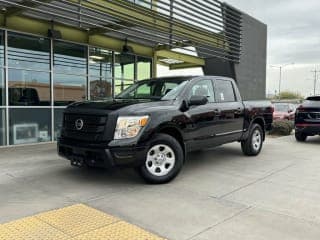 Nissan 2022 Titan