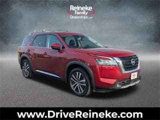 Nissan 2022 Pathfinder