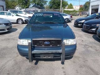 Ford 2011 Crown Victoria