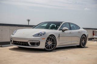 Porsche 2023 Panamera