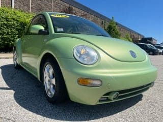 Volkswagen 2002 New Beetle