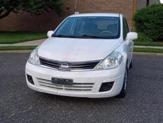 Nissan 2012 Versa