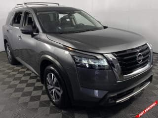 Nissan 2022 Pathfinder