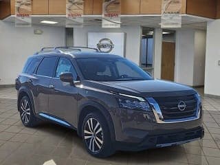 Nissan 2024 Pathfinder