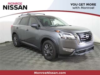 Nissan 2022 Pathfinder