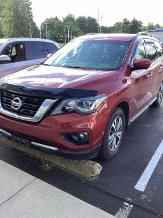 Nissan 2017 Pathfinder