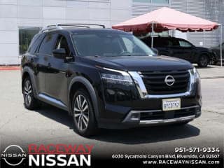 Nissan 2022 Pathfinder