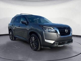 Nissan 2023 Pathfinder