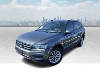 Volkswagen 2020 Tiguan