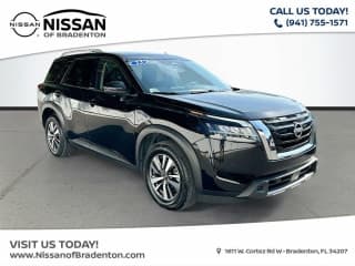 Nissan 2023 Pathfinder