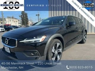 Volvo 2022 V60 Cross Country