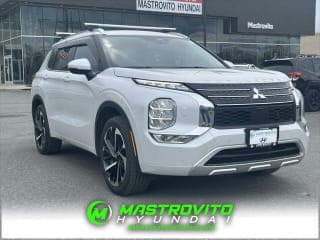 Mitsubishi 2022 Outlander