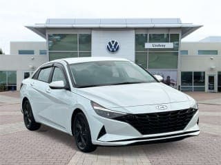 Hyundai 2021 Elantra