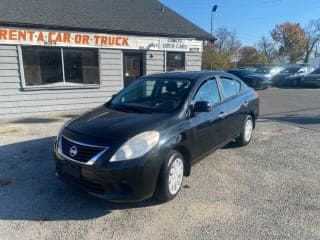 Nissan 2012 Versa