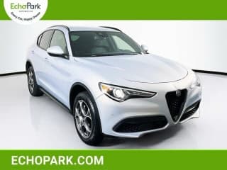 Alfa Romeo 2022 Stelvio