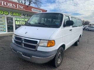 Dodge 2001 Ram Van