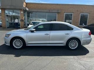 Volkswagen 2016 Passat