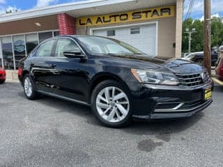 Volkswagen 2018 Passat