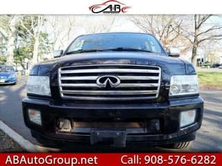 Infiniti 2005 QX56