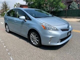 Toyota 2013 Prius v