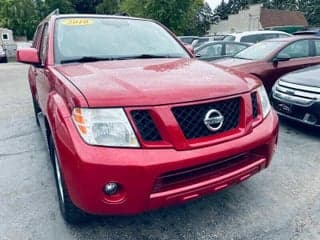 Nissan 2010 Pathfinder