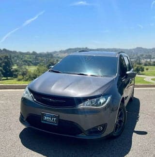 Chrysler 2019 Pacifica