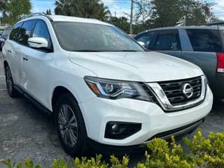 Nissan 2020 Pathfinder