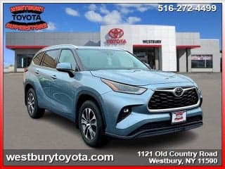 Toyota 2021 Highlander