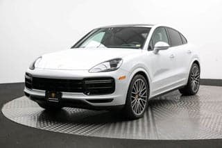 Porsche 2021 Cayenne