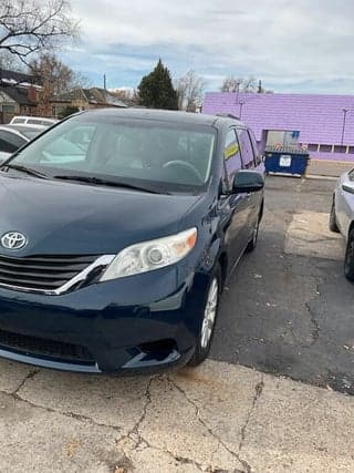 Toyota 2011 Sienna