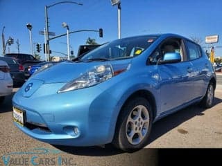 Nissan 2011 LEAF