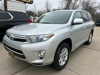 Toyota 2013 Highlander Hybrid