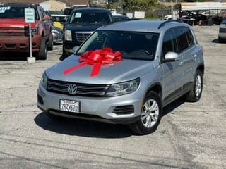 Volkswagen 2016 Tiguan