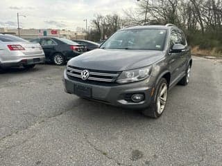 Volkswagen 2016 Tiguan