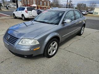 Volkswagen 2004 Passat