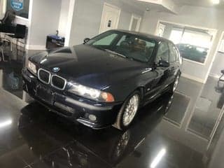 BMW 2003 M5