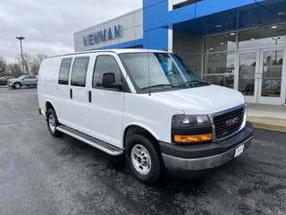 GMC 2021 Savana