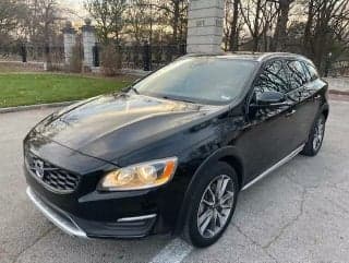 Volvo 2017 V60 Cross Country