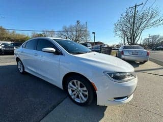 Chrysler 2017 200